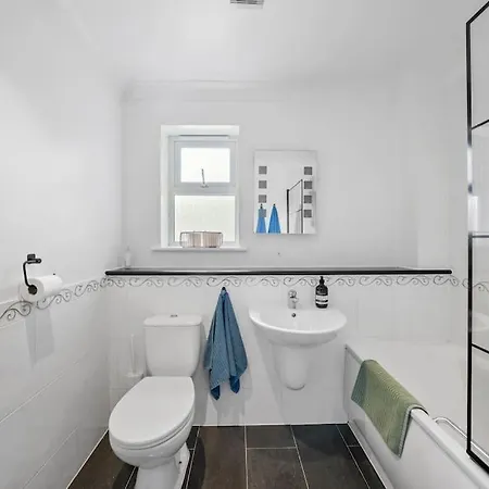 Modern Apartment Near Old Town With Parking Margate Exterior foto