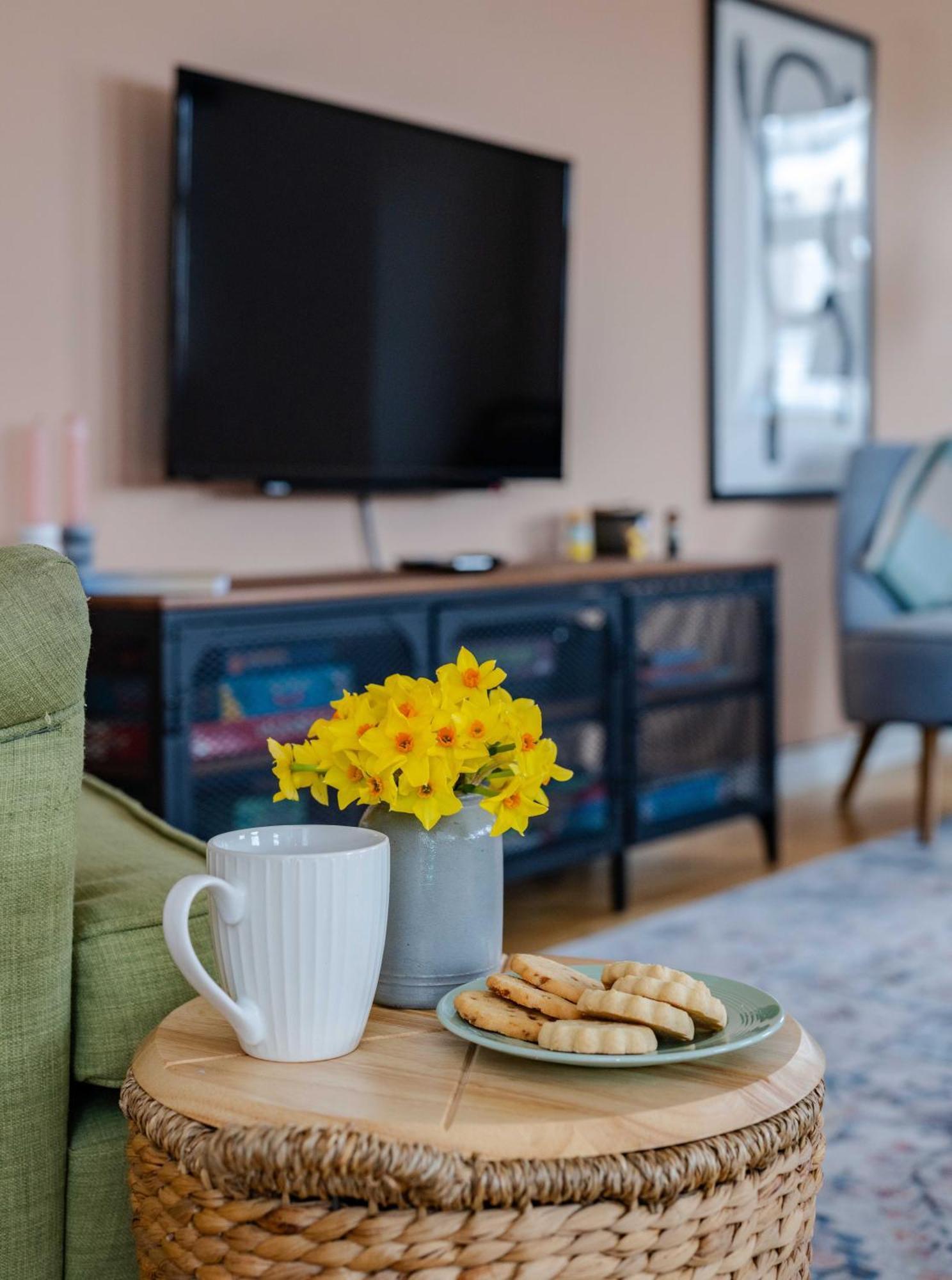 Apartment Modern Near Old Town With Parking Margate